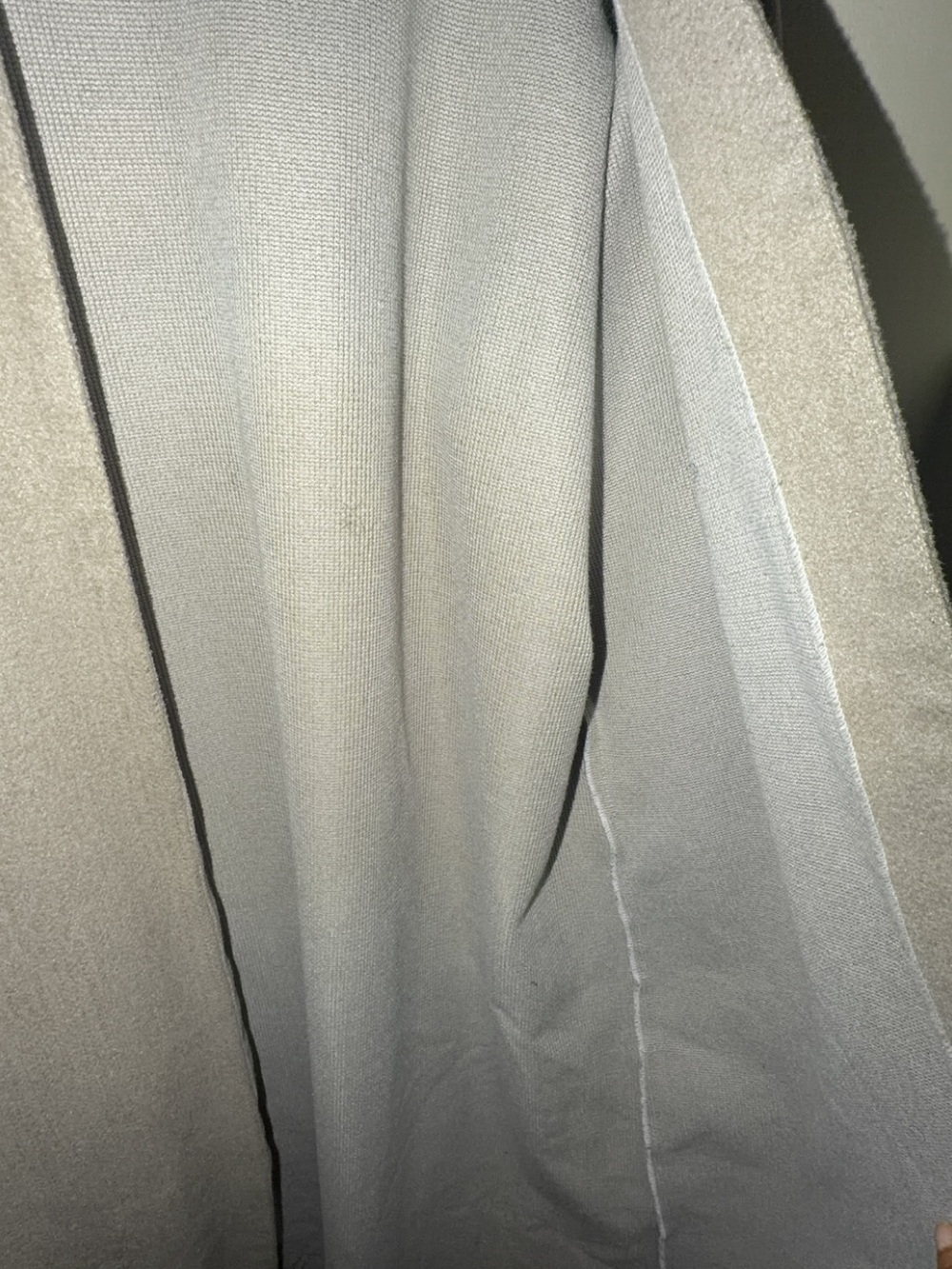 Tan abaya trench coat. - Picture 3 of 5